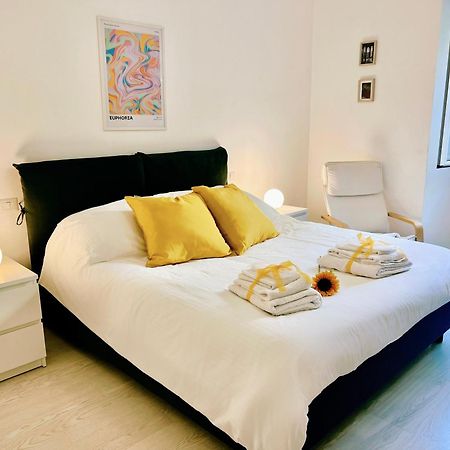 Modern Apartment In Monteverde Rome Buitenkant foto